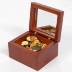 Square wooden box (T-Engraving)
