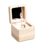 Maple dancing music box mini